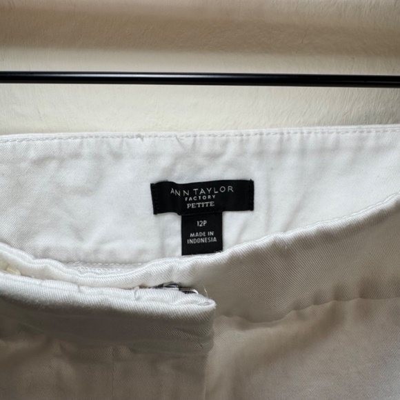 Ann Taylor Factory Pants Women's Petite 12P White Classic Preppy Office - Picture 3 of 5
